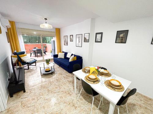 Yellow Apartment Lloret