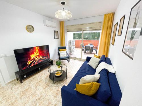 Yellow Apartment Lloret