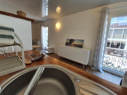 Billede fra billedgalleriet på Triplex avec terrasse en rooftop, au coeur de Sete i Sète