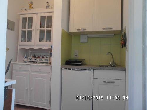 Appartement Sonnenhofにあるキッチンまたは簡易キッチン