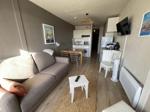 Sete, Studio en bord de mer, vue imprenable