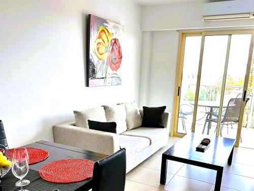 ELYSIA PARK - 2 BED SEAVIEW APT