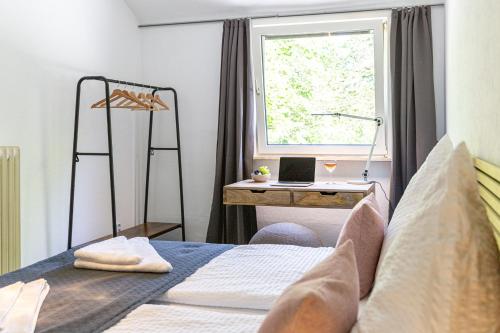 Χώρος καθιστικού στο have-a-nice-Stay - nahe der U-Bahn nach Hamburg - Natur 1 Minute entfernt - Bäcker & Restaurants 500m - Lidl 800m - Zentrum 1,5km