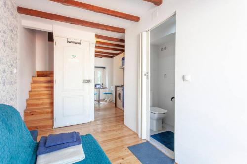 Mouraria I, Eco-duplex, French Balcony & Smart Check-in