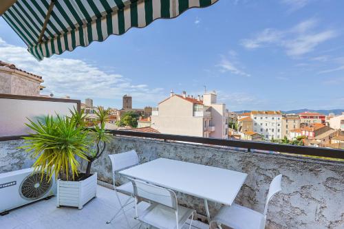 Photo de la galerie de l'établissement Appartement Globetrotter - Zentral und Strandnah by Riviera HomeLife, à Saint-Raphaël