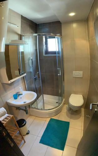 Gallery image of Apartments Lov in Budva