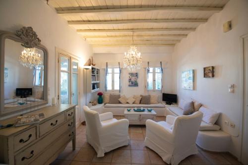 Charisma House Ornos Beach Mykonos