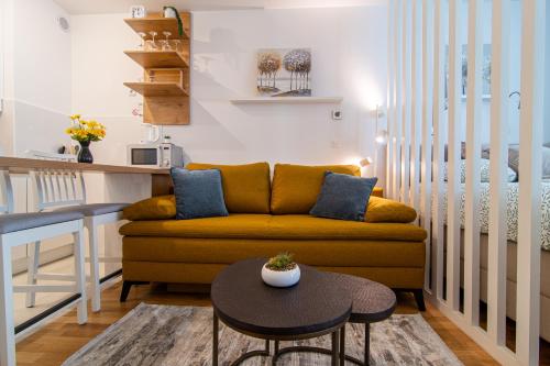 Flexible SelfCheckIns 77 - Zagreb - Garage - Loggia - New