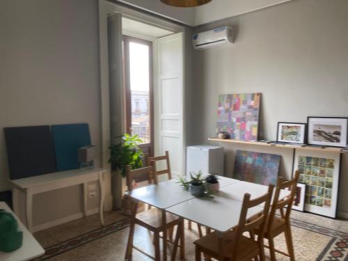 TV a/nebo společenská místnost v ubytování B&B Suite Cutelli