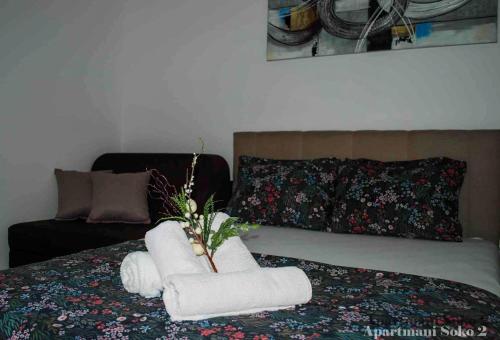 Postel nebo postele na pokoji v ubytování Apartman Soko 2