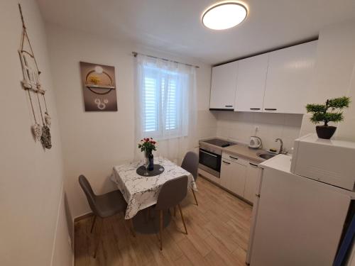 Gallery image of Apartman Studio Nicky in Mlini