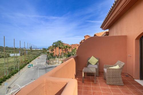 Increíble y Moderno apartamento Duplex con piscinas y preciosas vistas photo 13