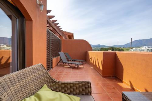 Increíble y Moderno apartamento Duplex con piscinas y preciosas vistas photo 14