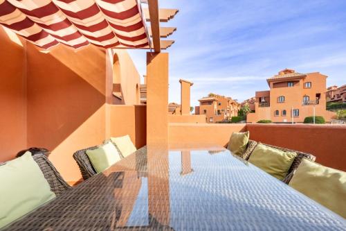 Increíble y Moderno apartamento Duplex con piscinas y preciosas vistas photo 23