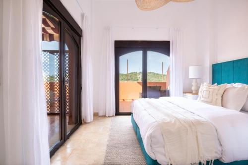 Increíble y Moderno apartamento Duplex con piscinas y preciosas vistas photo 11