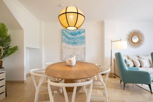 Increíble y Moderno apartamento Duplex con piscinas y preciosas vistas photo 5