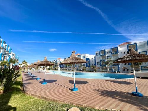 Luxe élégant Appartement vue piscine