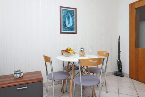 Apartments with parking space Krk - 21845