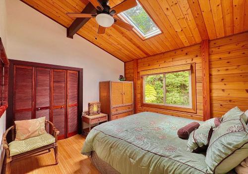 Gallery image of Volcano Hideaway Cabin as seen on HGTV in Volcano