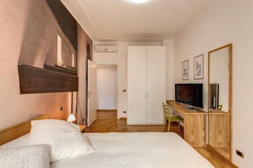 M&L Apartment - Caracalla Holiday