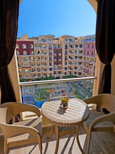 Free Beach - Pool View Studio with Wi-fi, Smart TV, 3 pools - Florenza Khamsin