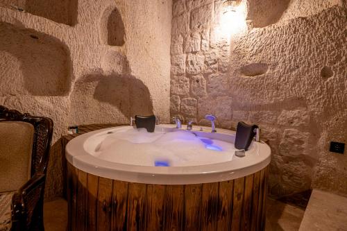 Photo de la galerie de l'établissement Capp Royal Cave HOTEL, à Ürgüp