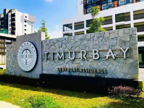 Sijil, anugerah, tanda atau dokumen lain yang dipamerkan di suria timurbay 2R2B