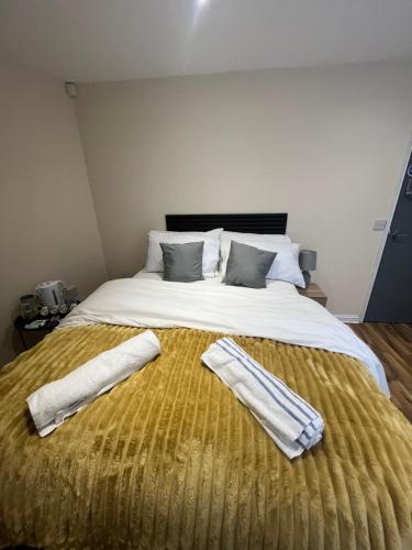 Ένα ή περισσότερα κρεβάτια σε δωμάτιο στο Private room in a shared flat (Room B)