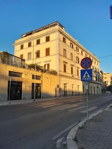 Фотография из галереи Marilu's house a 2 passi dalla stazione dalla spiaggia dall università la Tuscia в Чивитавеккье
