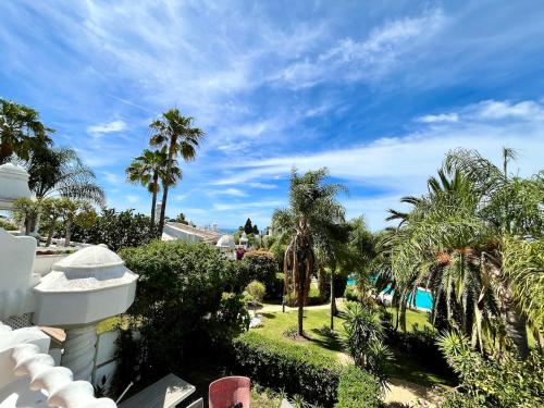 Cozy Townhouse with Sea View