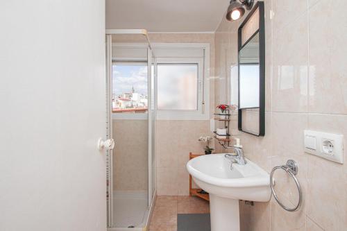 Stunning apt w views to Giralda - 15 minutes walk