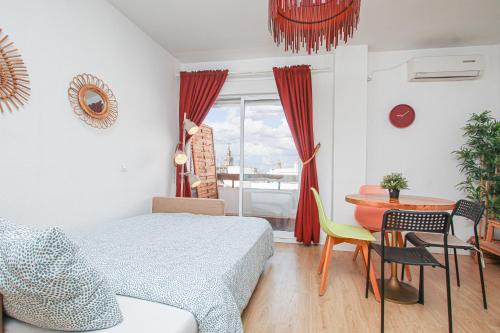 Stunning apt w views to Giralda - 15 minutes walk