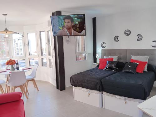 COBLANCA 5-STUDIO EXCLUSIVO