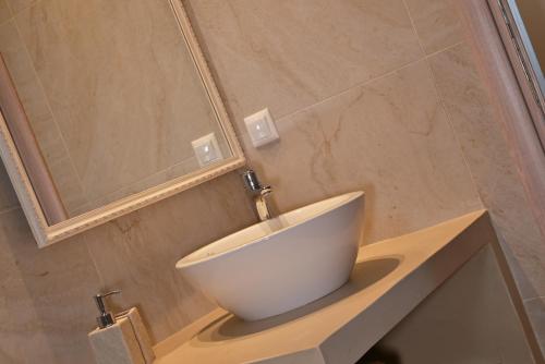 EFMAR EXCLUSIVE RESIDENCESにあるバスルーム