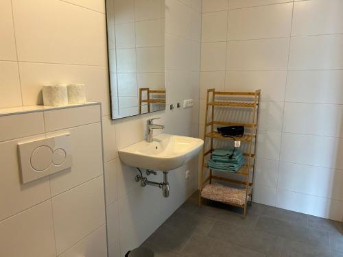 Koupelna v ubytování Apartment Attergautraum 2