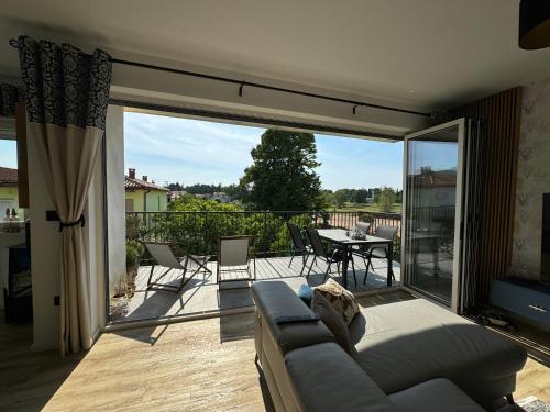 Apartment Paradiso