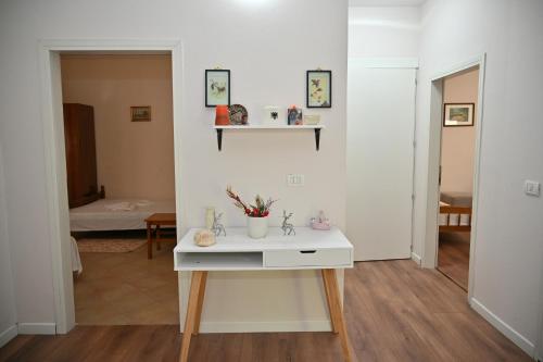 Ένα ή περισσότερα κρεβάτια σε δωμάτιο στο Vila Kulla Apartment