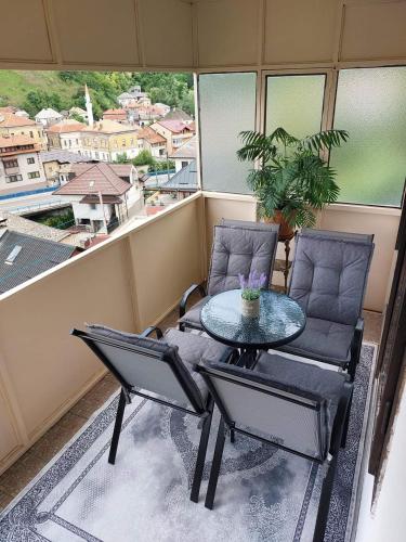 Balkoni atau teres di Panorama Travnik
