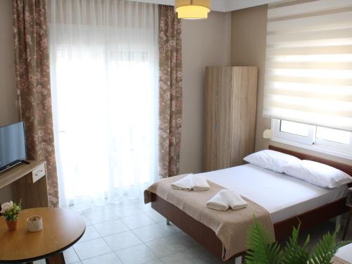 Sunshine apartments by the Sea