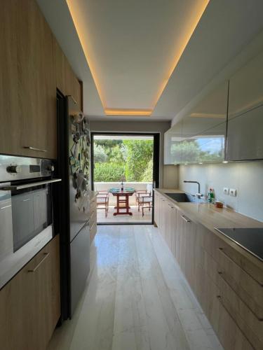 Kavouri Retreat, Only pines hide the sea