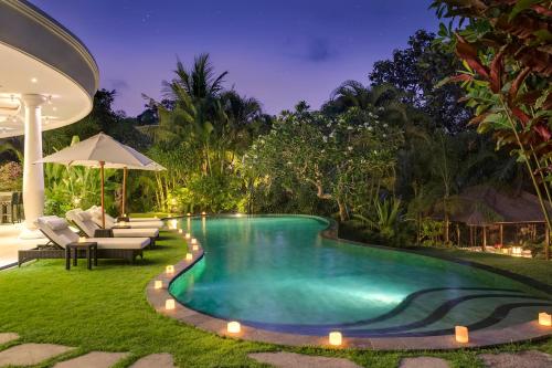 Hồ bơi trong/gần Villa Uma Wana Prasta - Luxury Bali Private Estate
