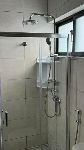 Ένα μπάνιο στο Apartamento moderno I - T1 - Cidade do Porto Novo - Ilha Santo Antão