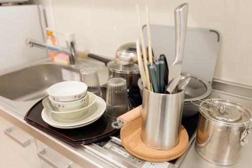 Dapur atau dapur kecil di Calm Riverside Inn Close to Ikebukuro