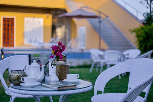 Κήπος έξω από το Ananyamaya nature lodge