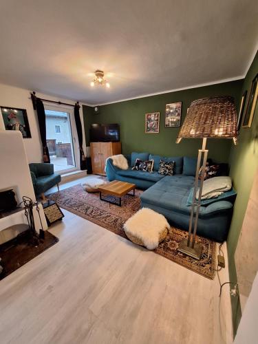 Postel nebo postele na pokoji v ubytování Ferienwohnung "Josefine und Ihr Kavalier"
