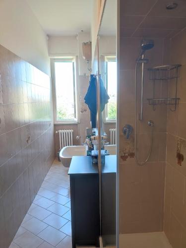 Bilik mandi di Nice room close to city center