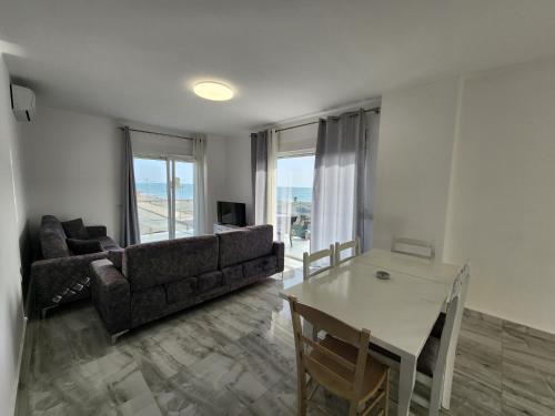 Χώρος καθιστικού στο Anchor Apartments