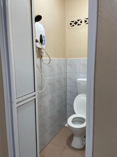 Ένα μπάνιο στο BabaMoon Homestay & Roomstay