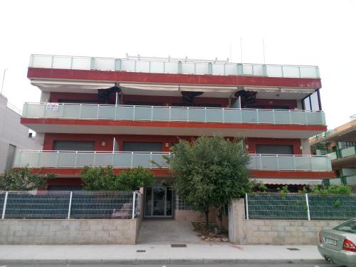 Το κτήριο όπου στεγάζεται  το διαμέρισμα