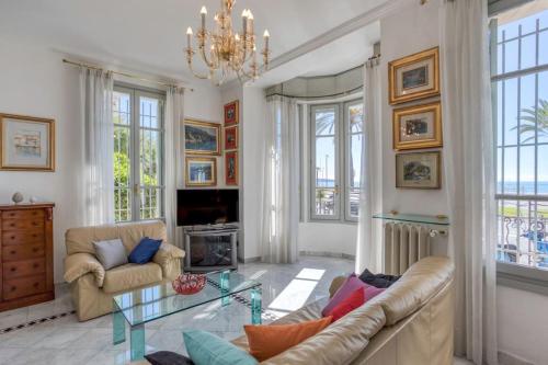 #15 Staywizus -Sea front Villa AC stunning view for 6 people wifi